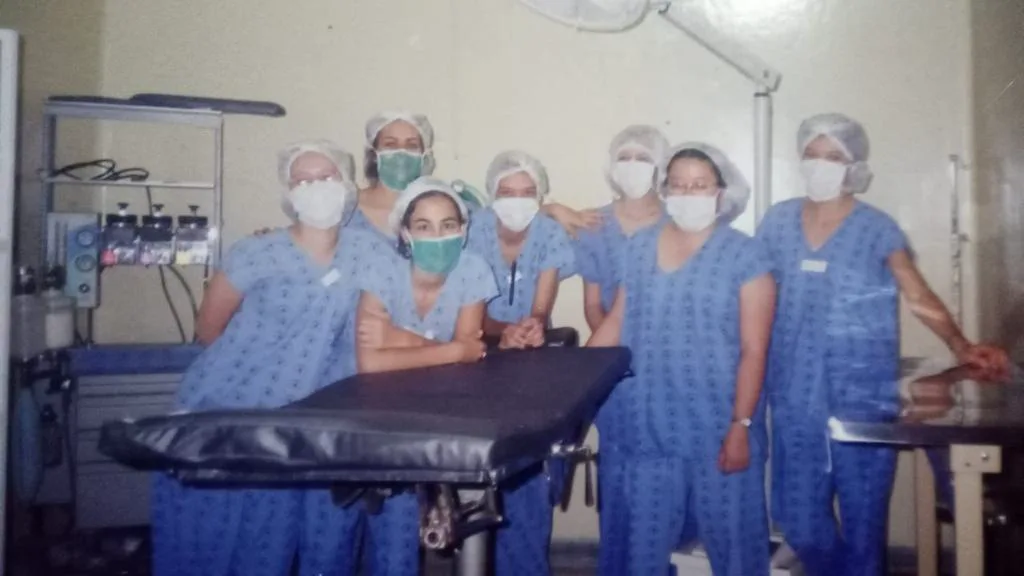 Dayse Amarilio com o time de enfermagem